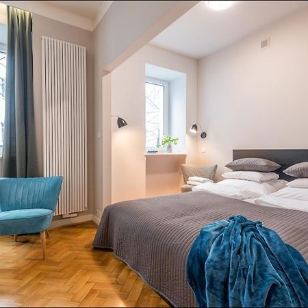 Poznanska P&O Apartments Варшава Экстерьер фото